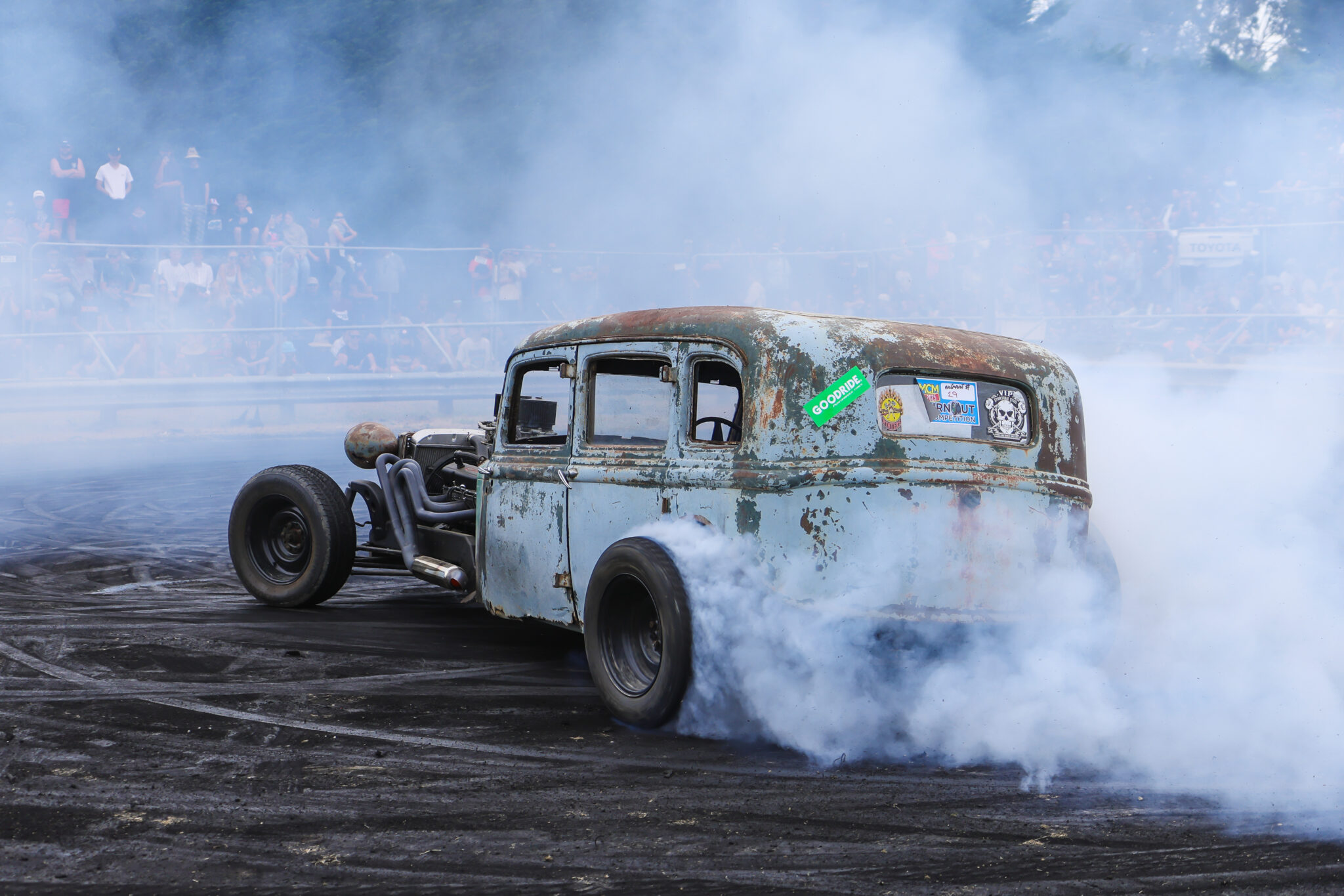 Muscle Car Madness 2025, hot rod burnout